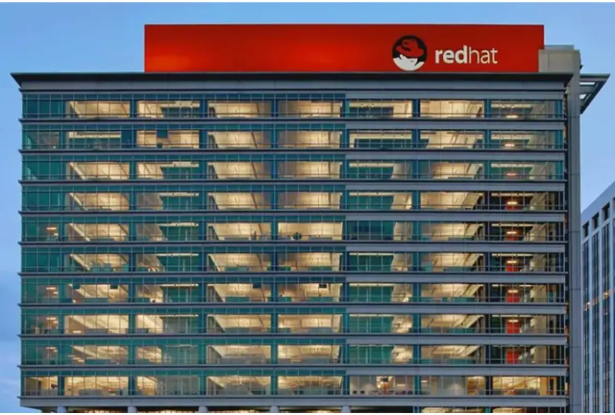 Red Hat and AWS Partner to Deliver GenAI for the Enterprise